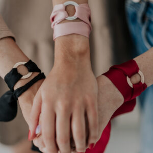 Bracelet ruban de soie « Superwoman » – Olla